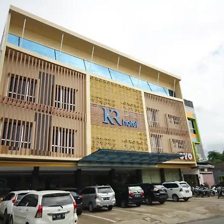 Twospaces Living At Kr Hotel Palembang Esterno foto